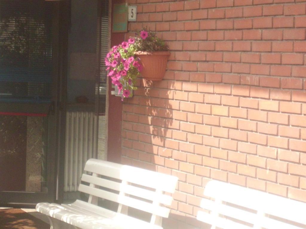 Hotel Lombardia Seveso Zewnętrze zdjęcie