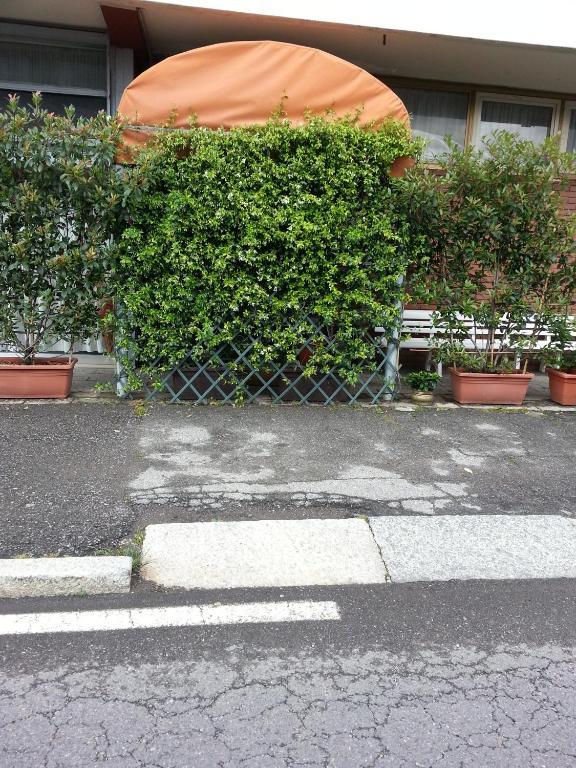 Hotel Lombardia Seveso Zewnętrze zdjęcie